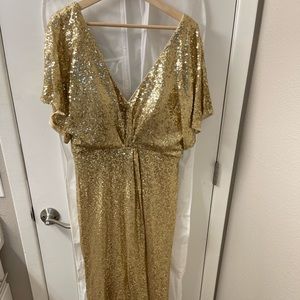 Revelry Bridesmaid Dress- Brand New size 16/18